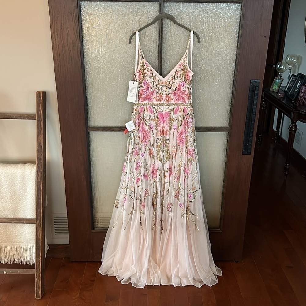 Mac Duggal V NECK FLORAL EMBELLISHED SPAGHETTI STRAP GOWN size 12 NEW $698 - Picture 12 of 17
